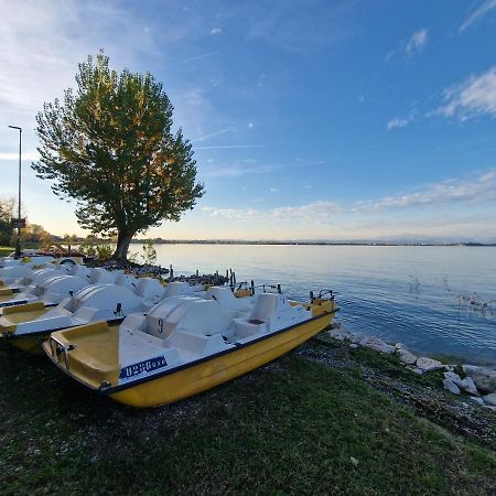 Casa Vittoria Sirmione Punta Gro Con Piscina公寓 外观 照片