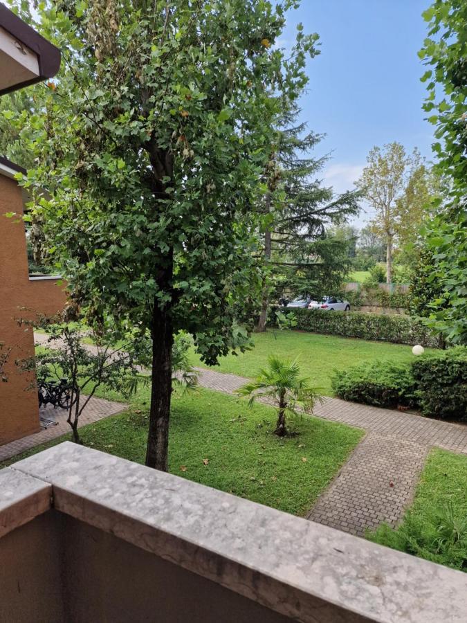 Casa Vittoria Sirmione Punta Gro Con Piscina公寓 外观 照片