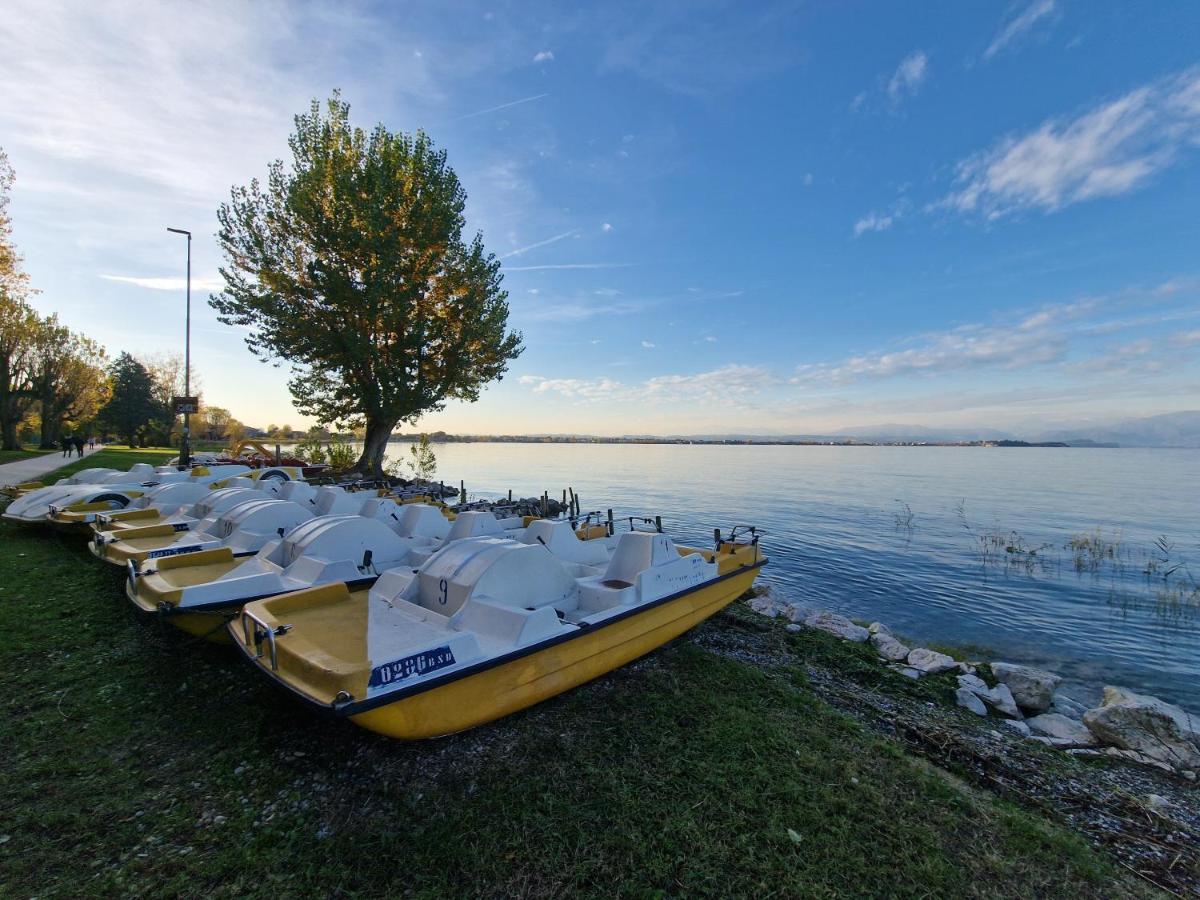 Casa Vittoria Sirmione Punta Gro Con Piscina公寓 外观 照片